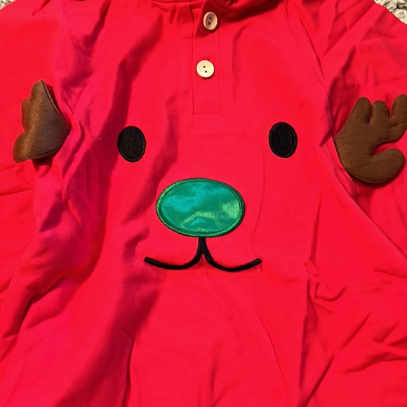 Reindeer Pancho - Size 6 - Picture 3 of 4